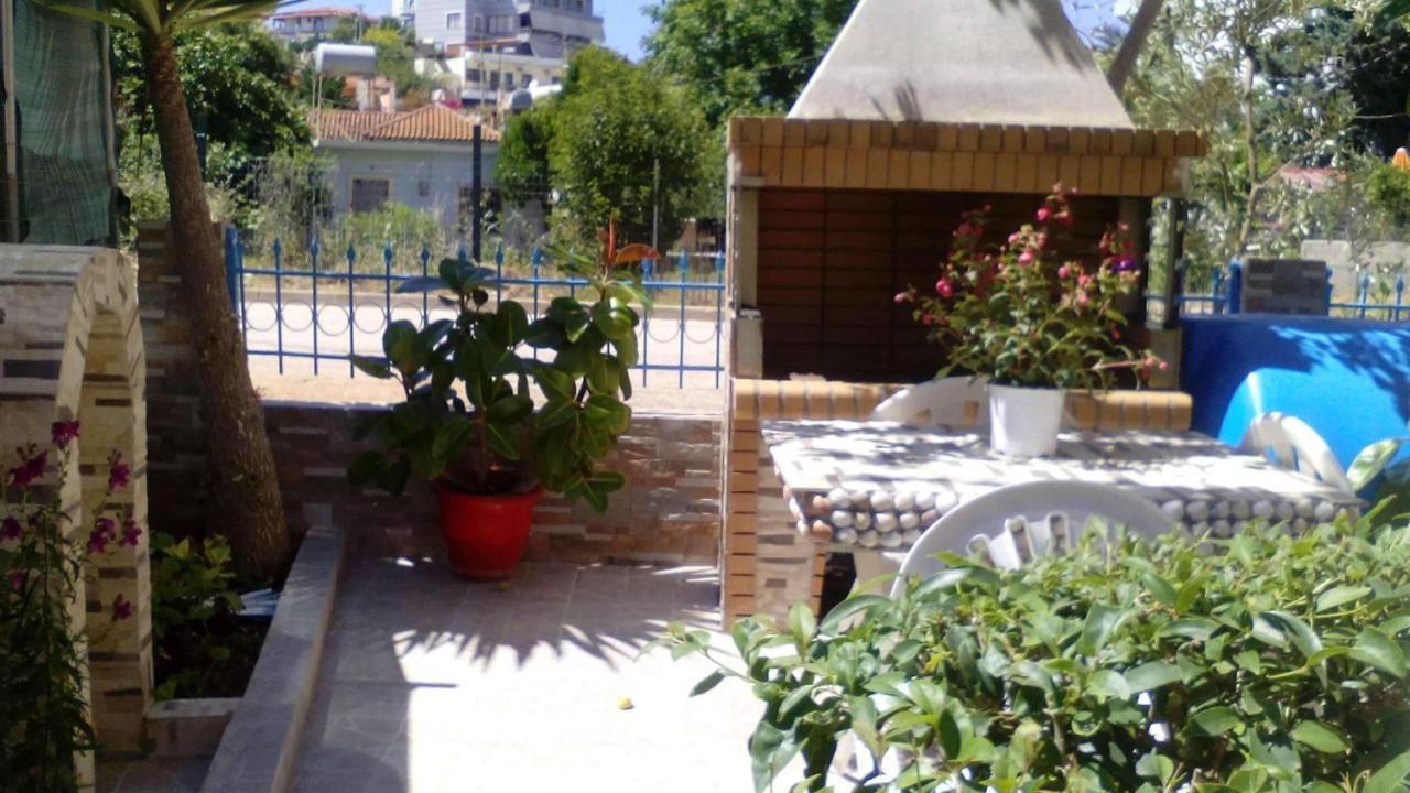 Vila Shuka Sarande Luaran gambar