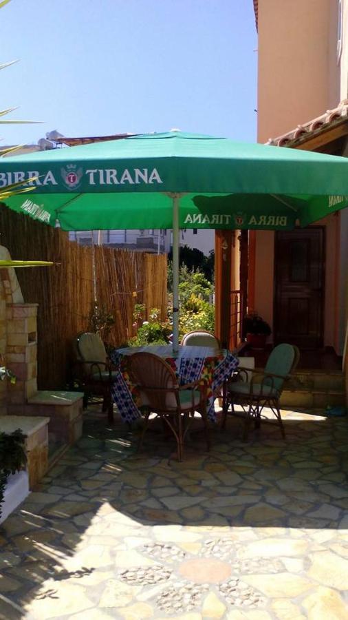 Vila Shuka Sarande Luaran gambar